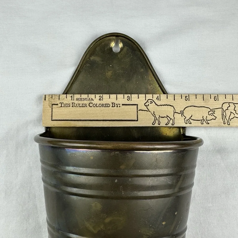 Vintage Brass Tone Wall Pocket Planter Mid Century Grandmillennial Cottagecore